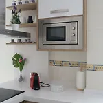 Homelife Roca Tarpeya
